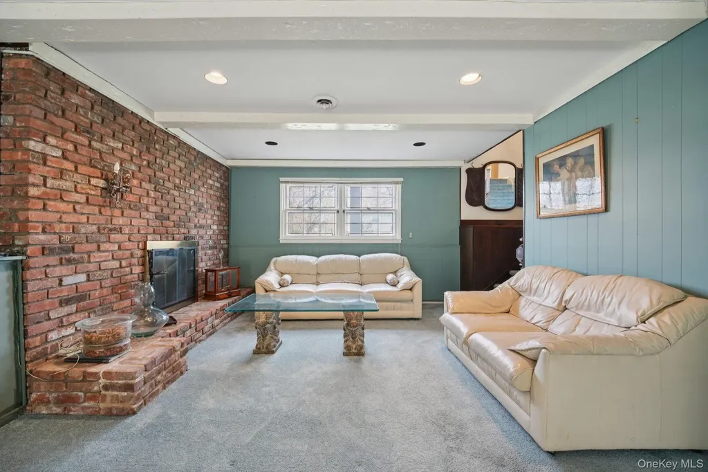 32 Wayne Lane Tappan NY 10983
