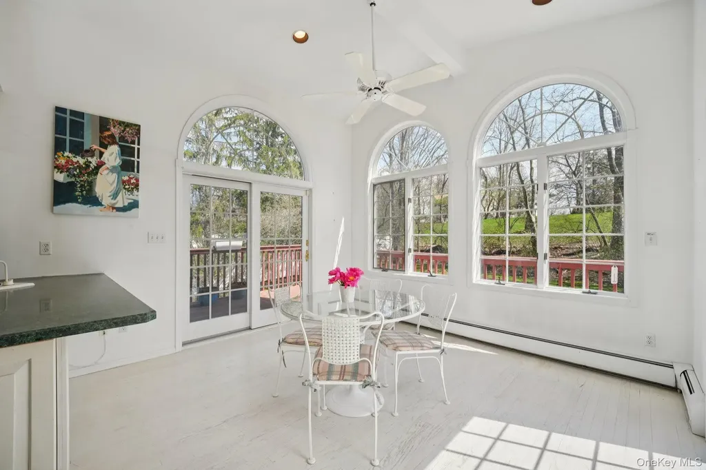 32 Wayne Lane Tappan NY 10983