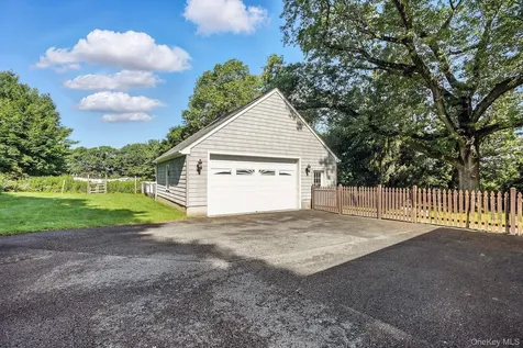 28 Moseman Avenue Katonah NY 10536