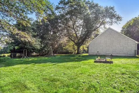 28 Moseman Avenue Katonah NY 10536