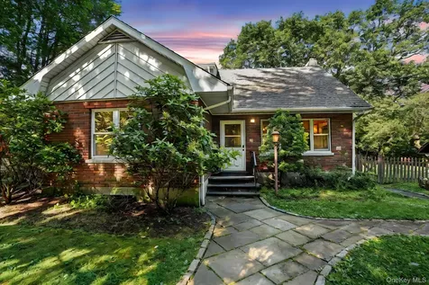 28 Moseman Avenue Katonah NY 10536
