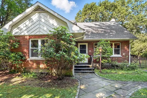 28 Moseman Avenue Katonah NY 10536