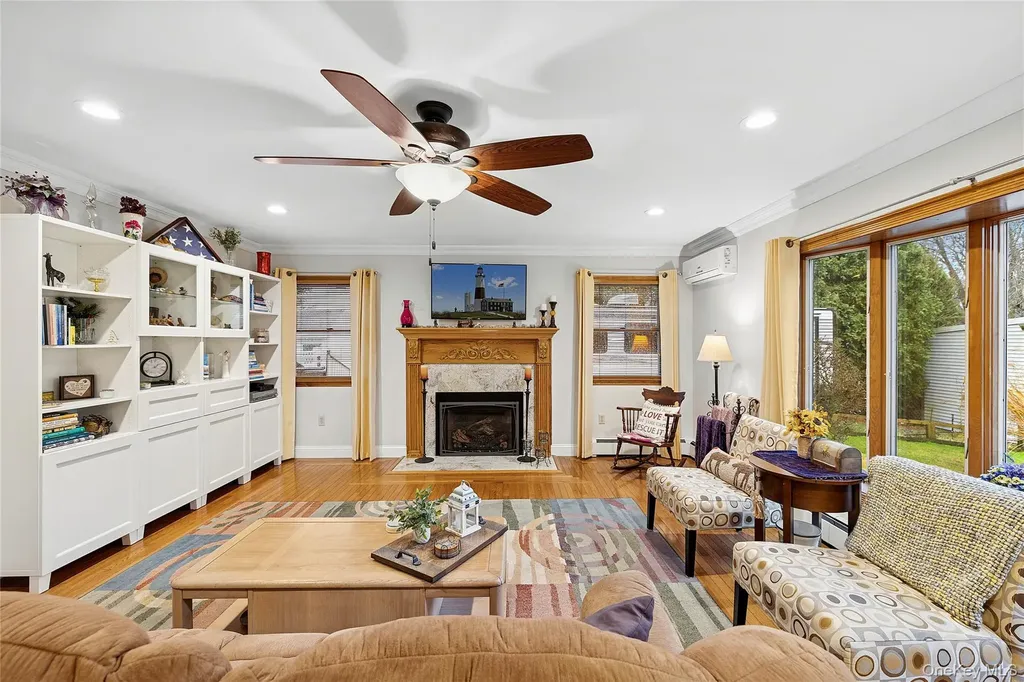 147 Brookside Avenue North Babylon NY 11703