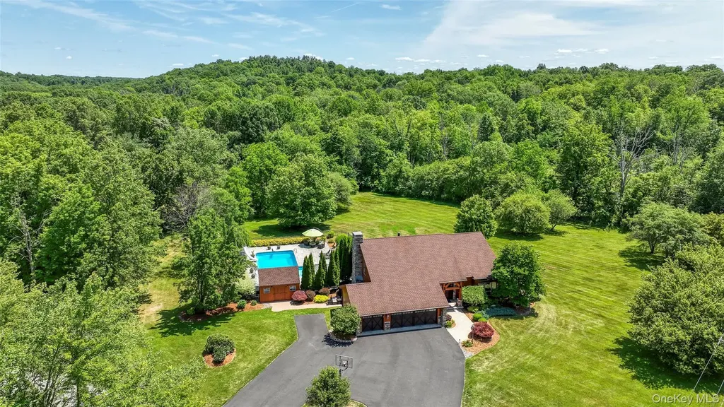 2 Boyce Road Pine Bush NY 12566