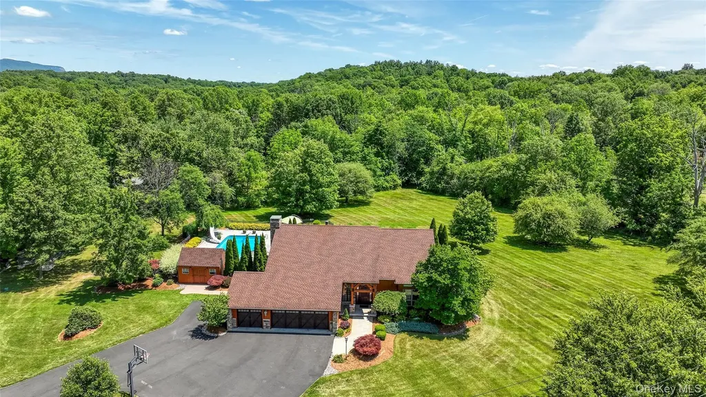 2 Boyce Road Pine Bush NY 12566