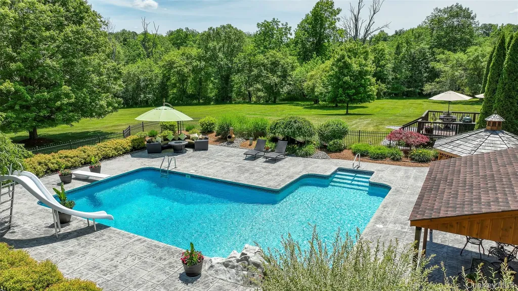 2 Boyce Road Pine Bush NY 12566