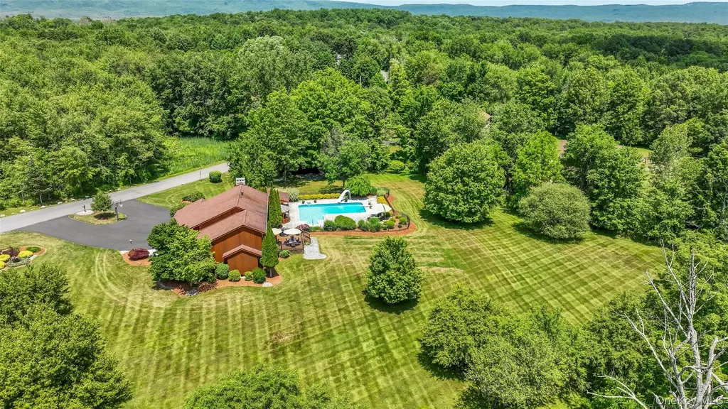 2 Boyce Road Pine Bush NY 12566