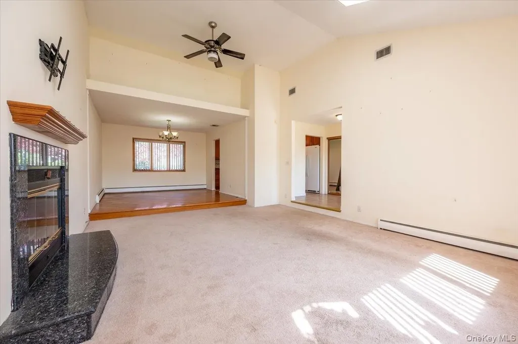 167 Maple Avenue East Meadow NY 11554