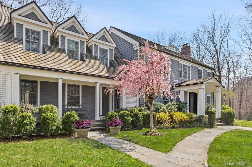 9 Deer Creek Lane Mount Kisco NY 10549