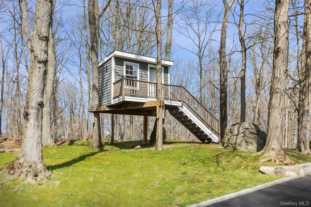 9 Deer Creek Lane Mount Kisco NY 10549