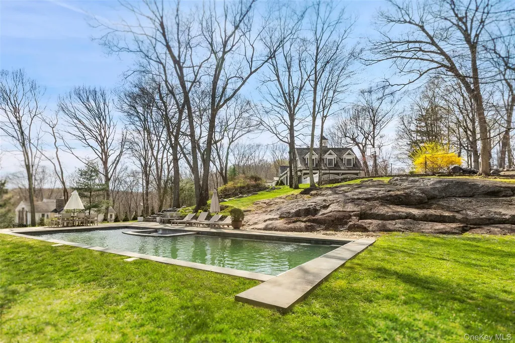 9 Deer Creek Lane Mount Kisco NY 10549