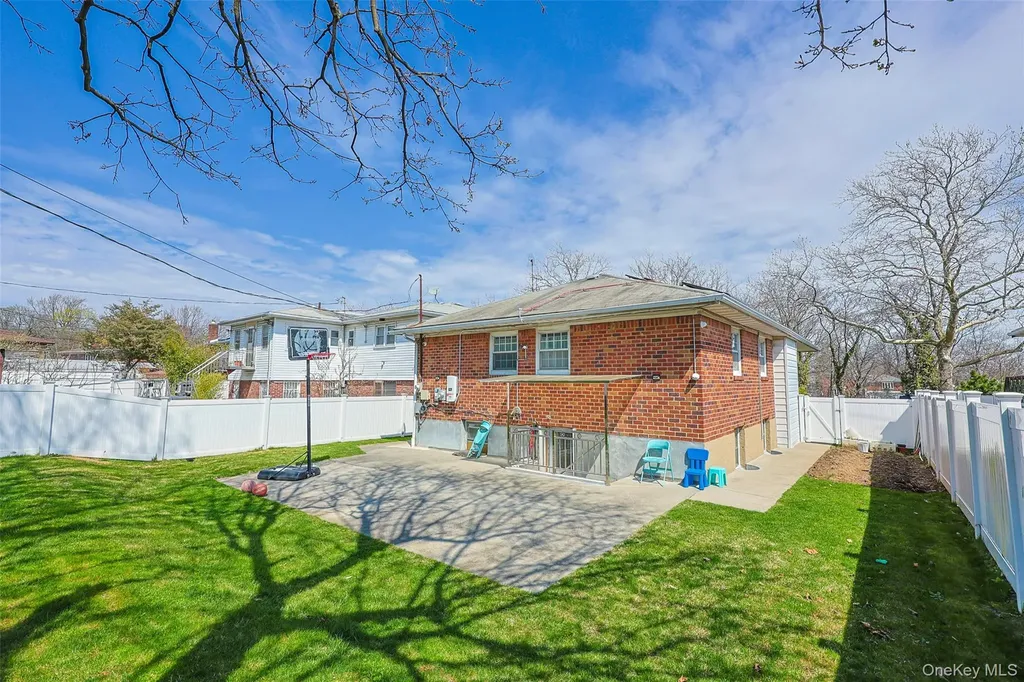 2630 Clearview Expressway Bayside NY 11360