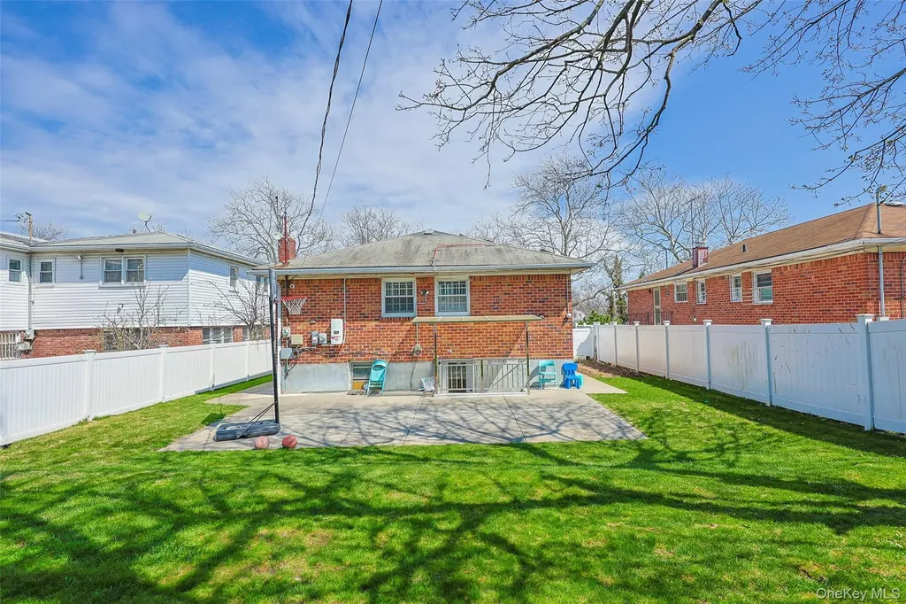 2630 Clearview Expressway Bayside NY 11360