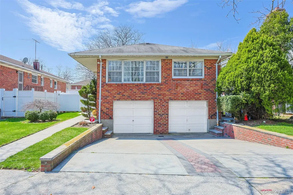 2630 Clearview Expressway Bayside NY 11360
