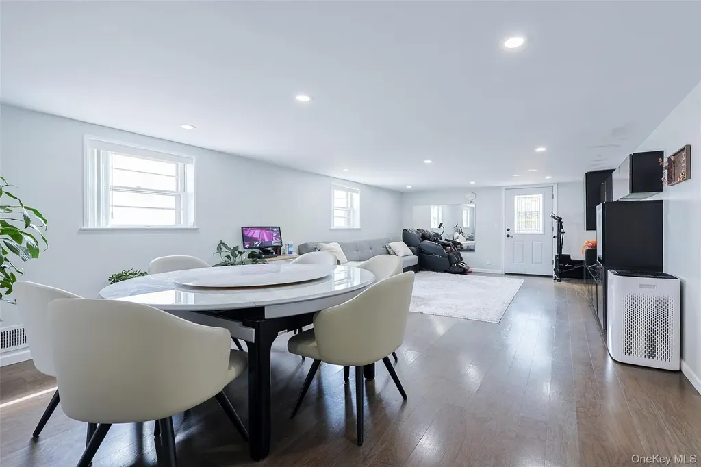 2630 Clearview Expressway Bayside NY 11360