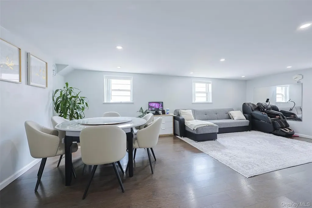 2630 Clearview Expressway Bayside NY 11360