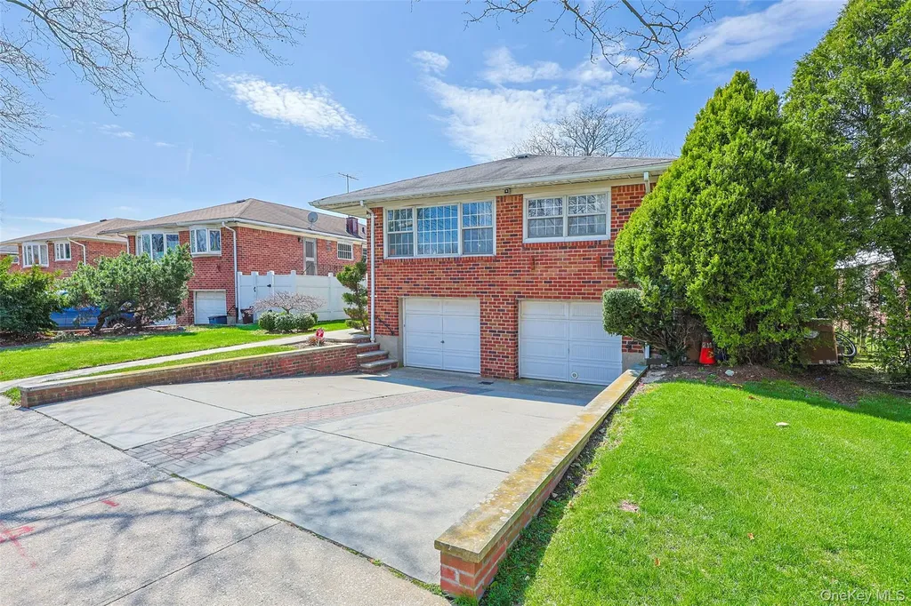 2630 Clearview Expressway Bayside NY 11360