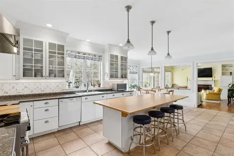 110 Greenleaf Lane Sagaponack NY 11962