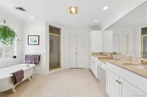 110 Greenleaf Lane Sagaponack NY 11962