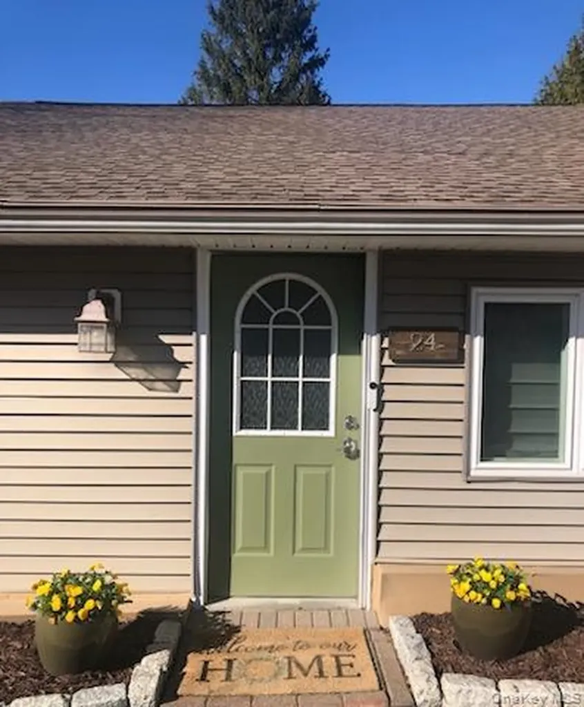 24 Baldwin Lane Mahopac NY 10541