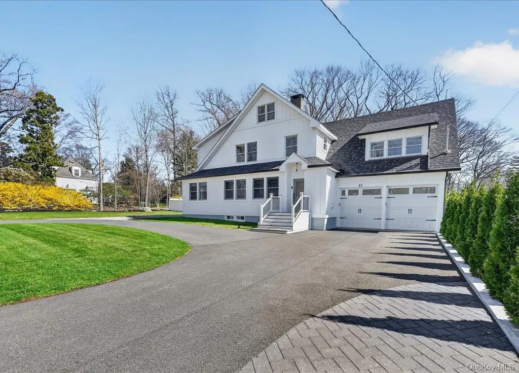 27 Pacific Avenue Nanuet NY 10954