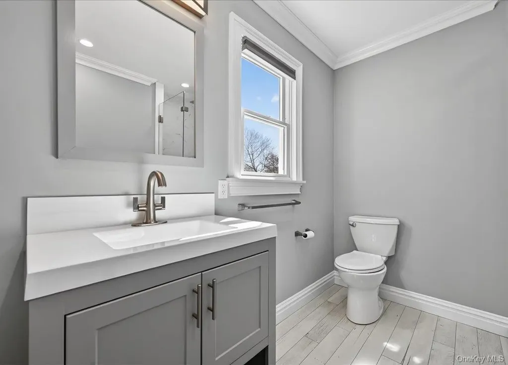 27 Pacific Avenue Nanuet NY 10954