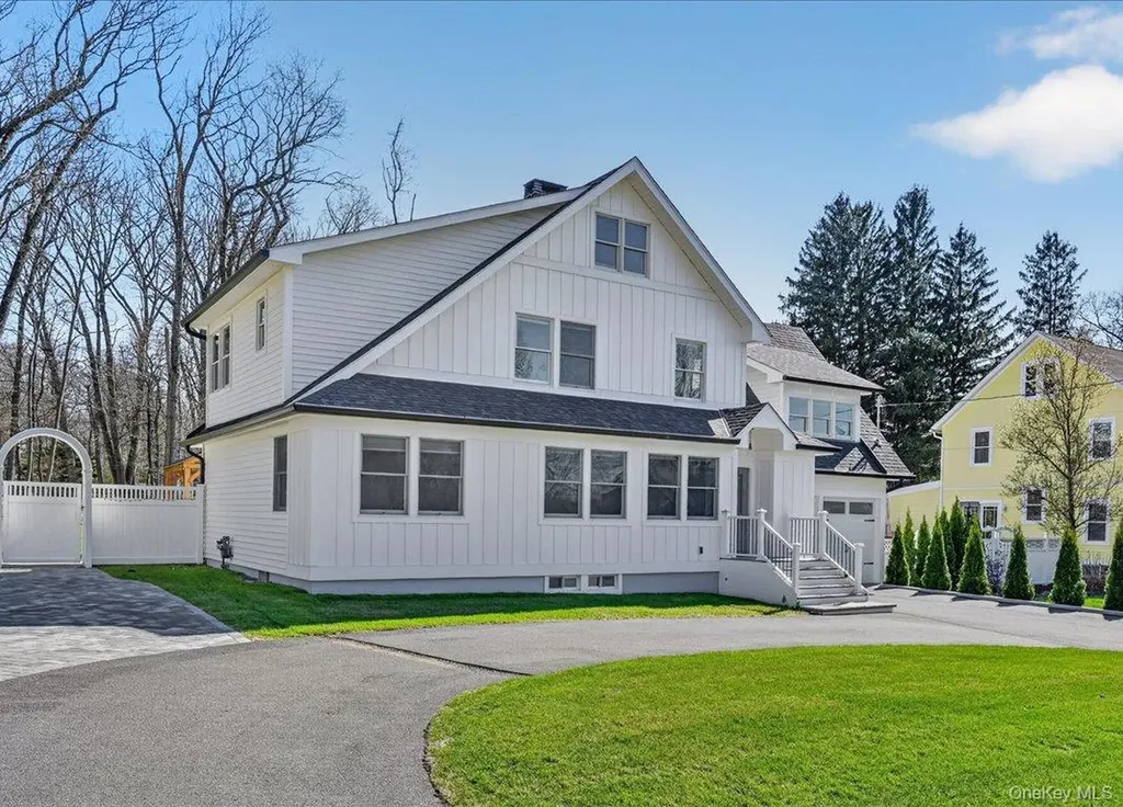 27 Pacific Avenue Nanuet NY 10954