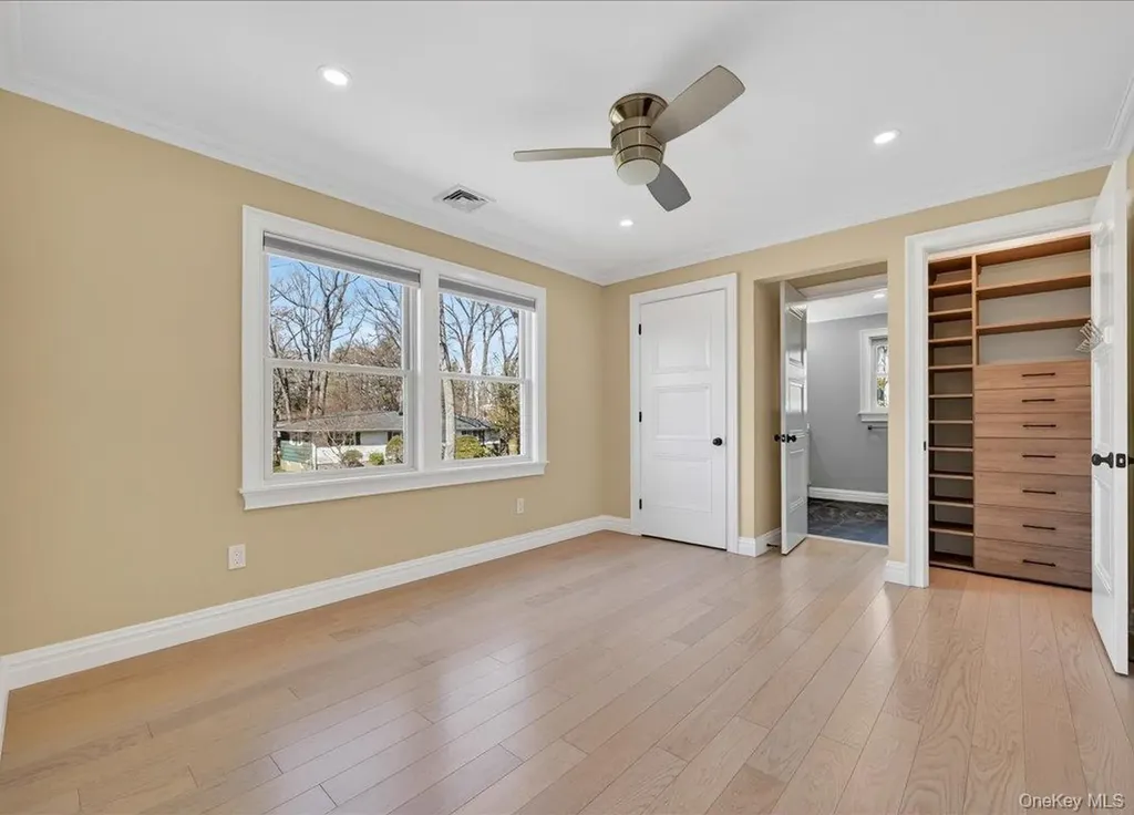 27 Pacific Avenue Nanuet NY 10954