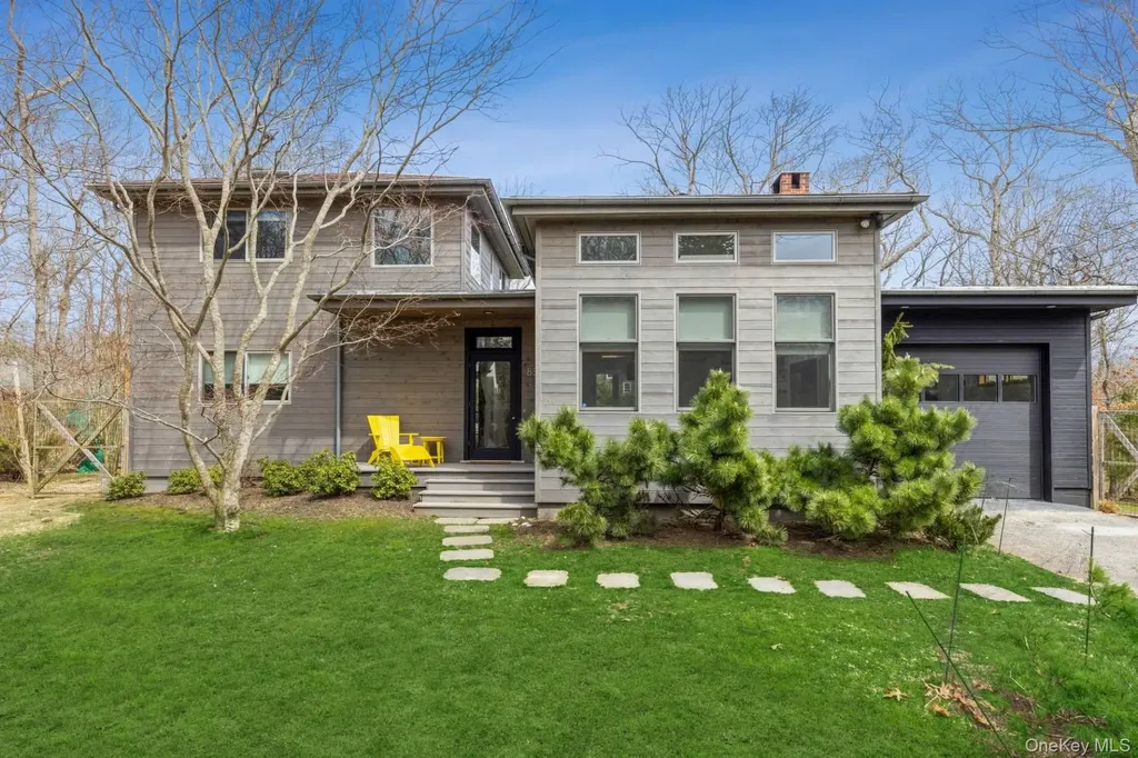 85 Camberly Road East Hampton NY 11937