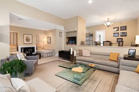 29 Beechwood Way Briarcliff Manor NY 10510