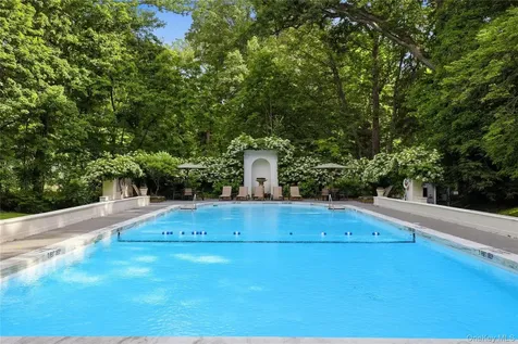 29 Beechwood Way Briarcliff Manor NY 10510
