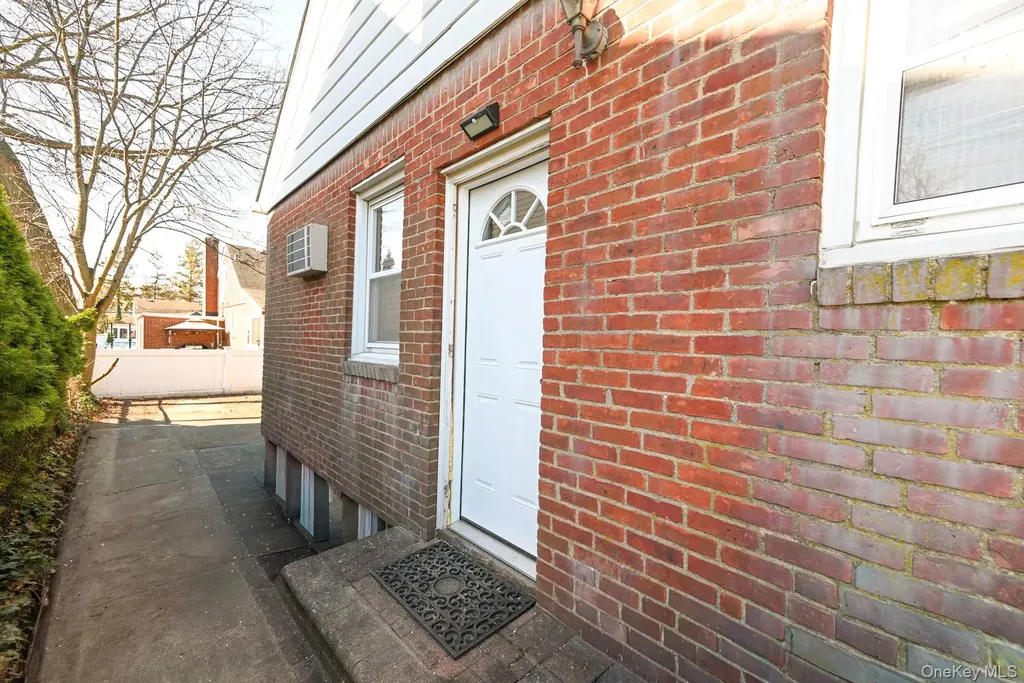 168 Hendrickson Avenue Valley Stream NY 11580