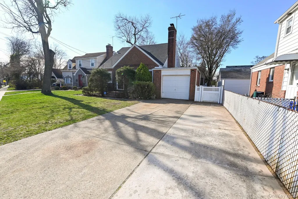 168 Hendrickson Avenue Valley Stream NY 11580