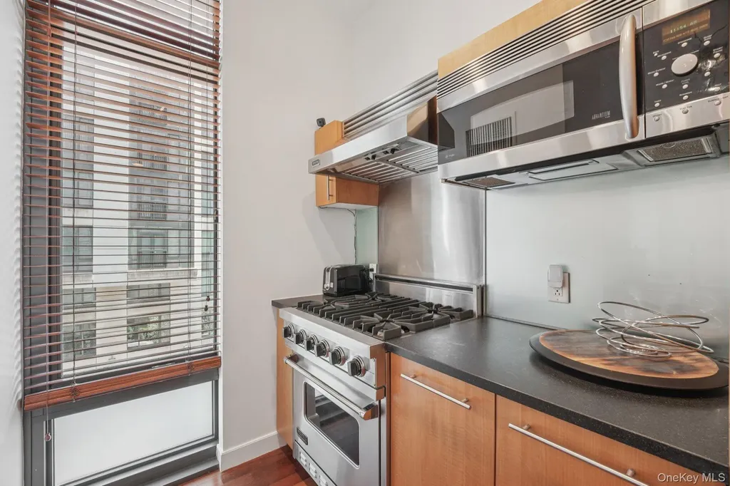 25 City Place White Plains NY 10601