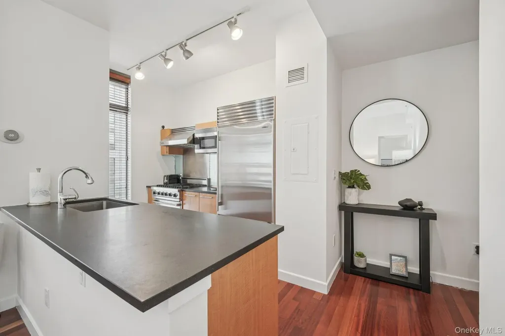 25 City Place White Plains NY 10601