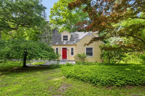 65 Laurelton Road Mount Kisco NY 10549