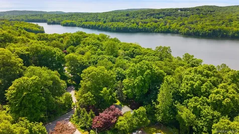 65 Laurelton Road Mount Kisco NY 10549