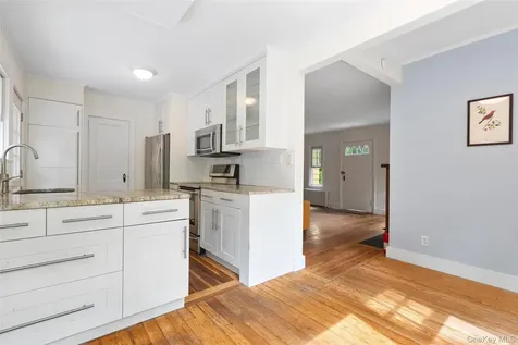 65 Laurelton Road Mount Kisco NY 10549