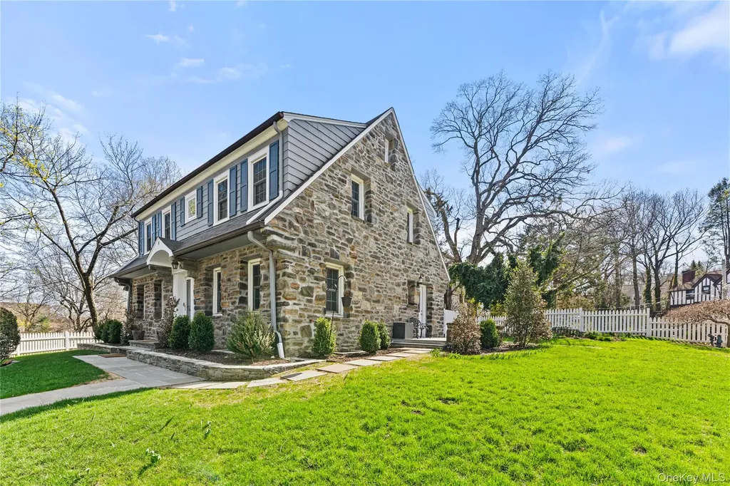18 Wellyn Road Bronxville NY 10708
