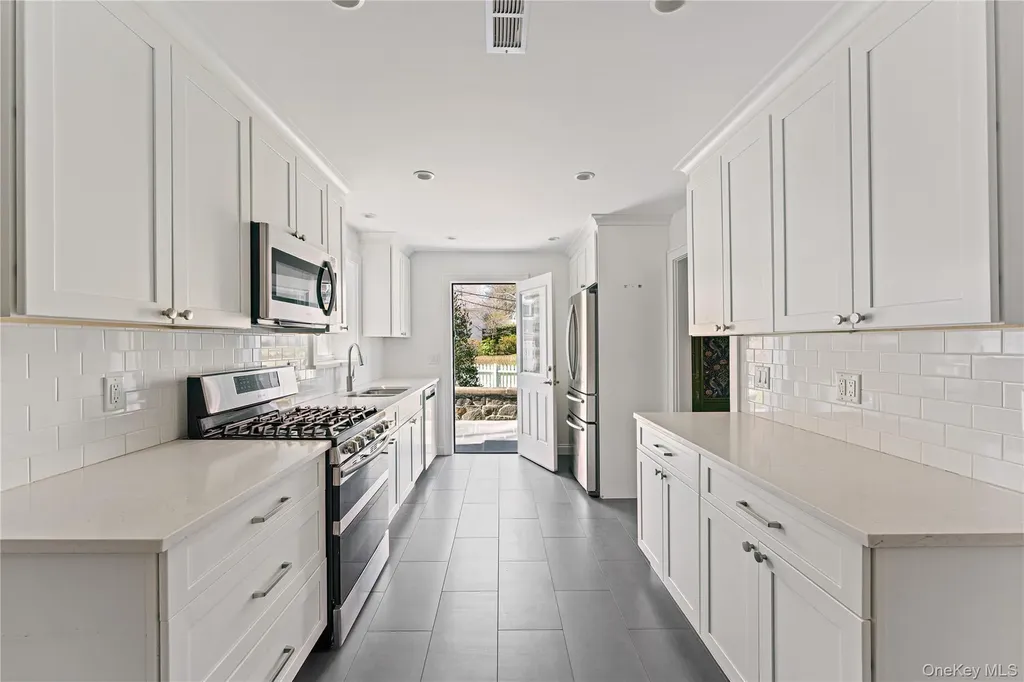 18 Wellyn Road Bronxville NY 10708