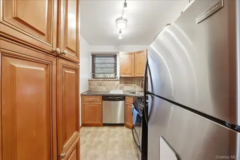 161 Pearsall Drive Mount Vernon NY 10552