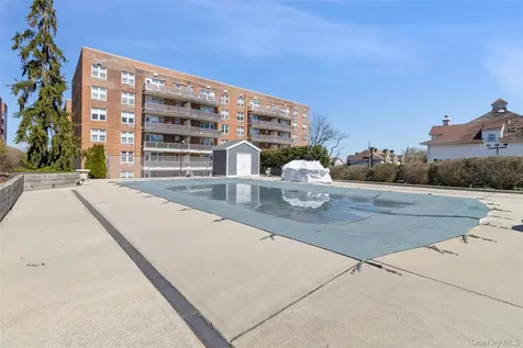 360 Westchester Avenue Port Chester NY 10573