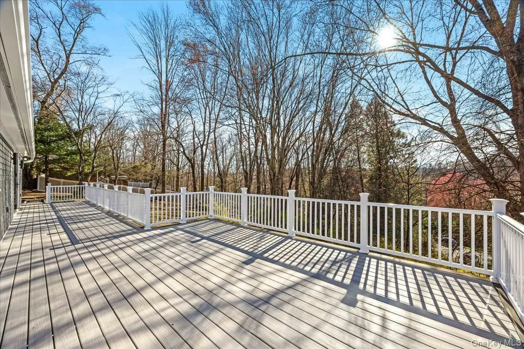 11 Skyview Drive Armonk NY 10504