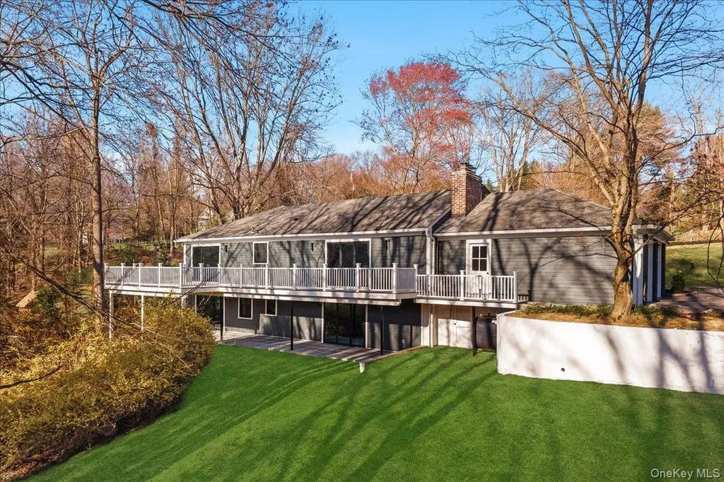11 Skyview Drive Armonk NY 10504