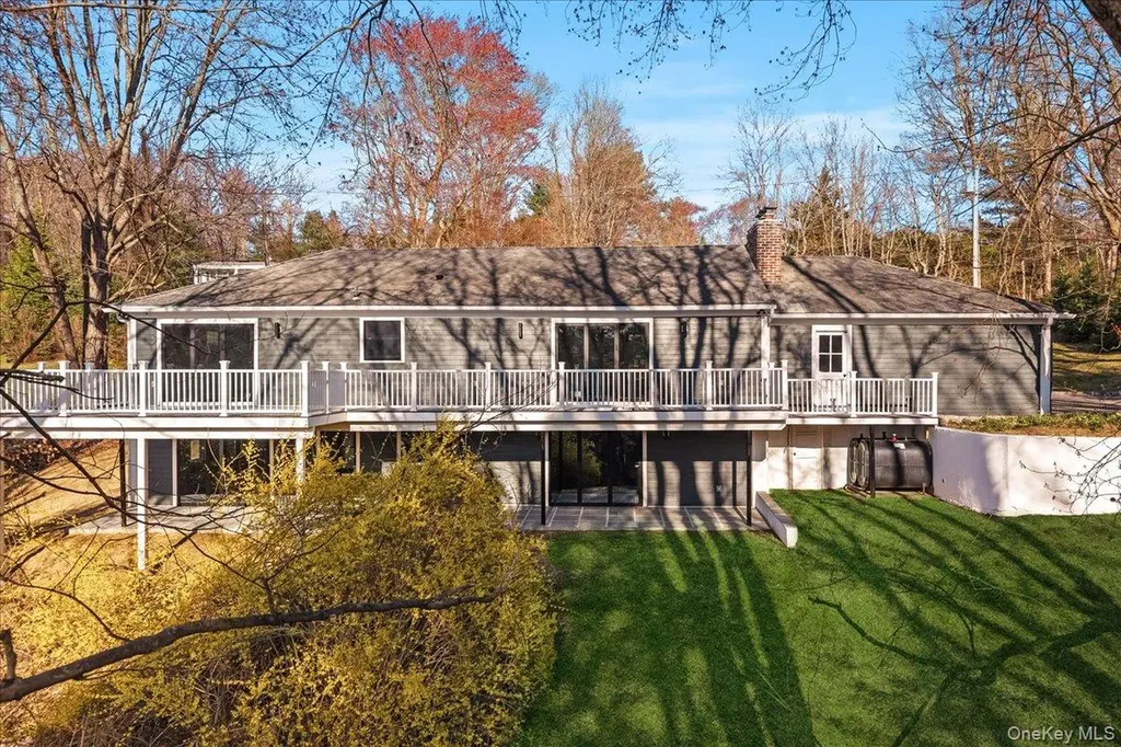 11 Skyview Drive Armonk NY 10504