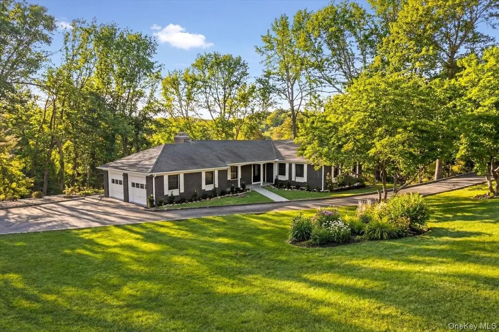 11 Skyview Drive Armonk NY 10504