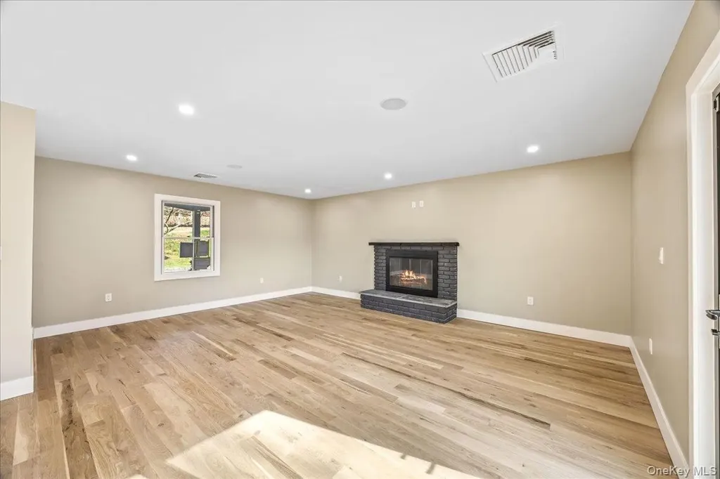 11 Skyview Drive Armonk NY 10504