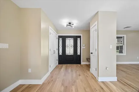 11 Skyview Drive Armonk NY 10504