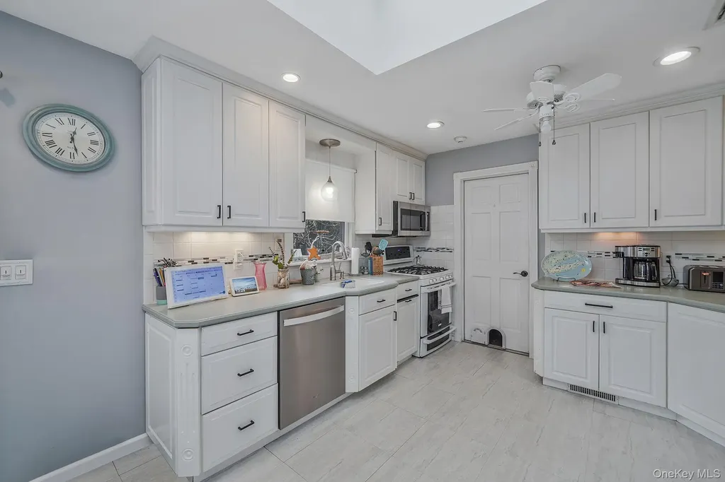 85 Mitchell Drive Sound Beach NY 11789