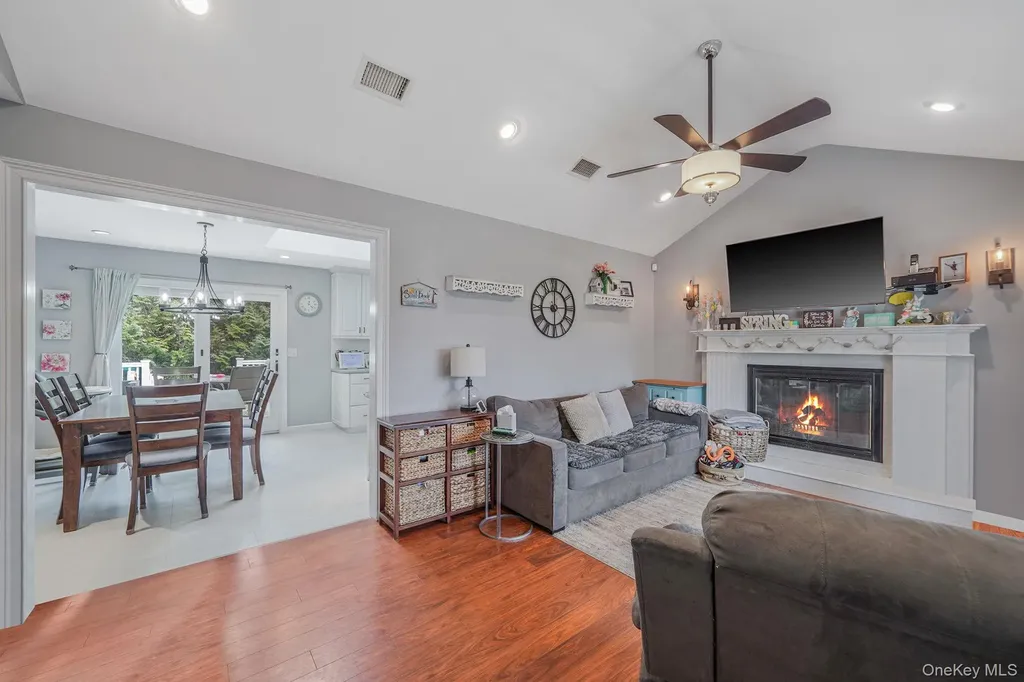 85 Mitchell Drive Sound Beach NY 11789